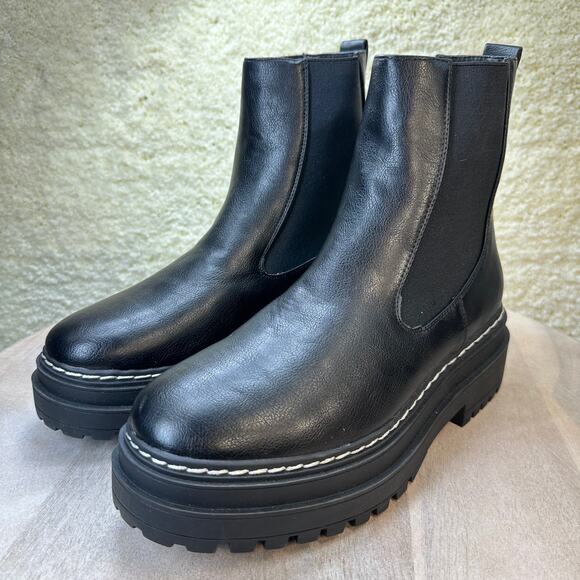 Madden Girl Stormi Womens Boots Size 8.5 Faux Leather Black Lug Boots New - Picture 4 of 14